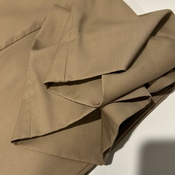 Joseph Abboud 40x33 Tan Dress Pants - Picture 2 of 11